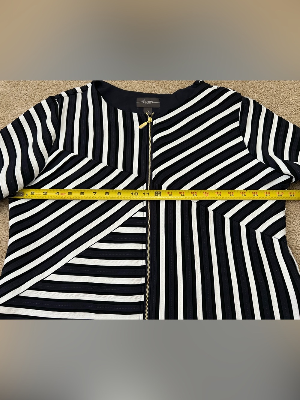 Chico's Travelers Black White Striped Zip Jacket with 3/4 Sleeves Size 3 - Picture 6 of 7